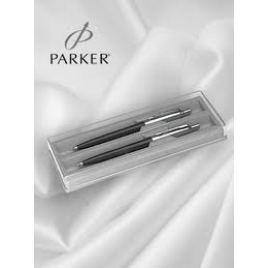 A Dual Parker Pen Set